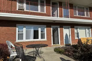 1105 Holiday Ln, Des Plaines, IL 60016 - Photo 14
