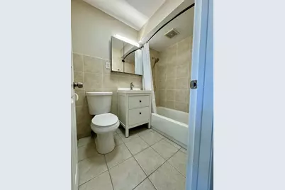 1105 Holiday Lane #7, Des Plaines, IL 60016 - Photo 8