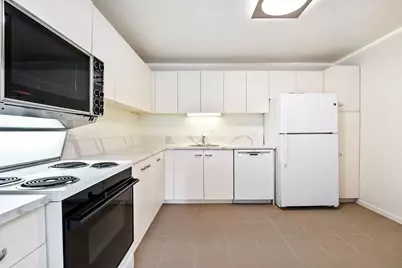 110 E Delaware Place #704, Chicago, IL 60611 - Photo 6