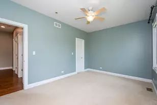 10303 Fox Bluff Ln, Spring Grove, IL 60081 - Photo 24
