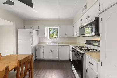 8810 W 140th Street #212, Orland Park, IL 60462 - Photo 12