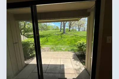 275 Hickory Lane #D, Lake Barrington, IL 60010 - Photo 12