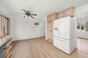 8719 Olympic Dr, Bridgeview, IL 60455 - Photo 6