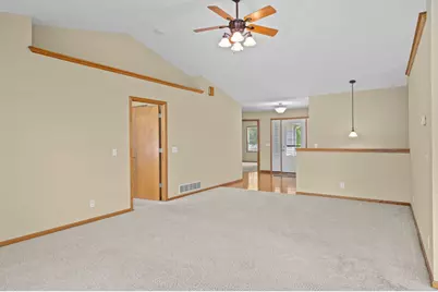 208 Brookview Lane, Durant, IA 52747 - Photo 6