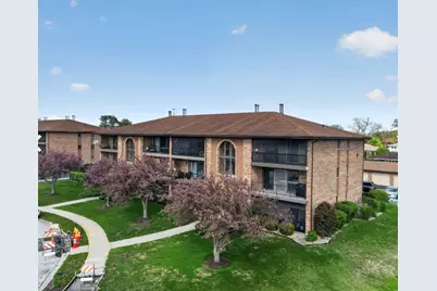11111 Heritage Drive #3B, Palos Hills, IL 60465 - Photo 2