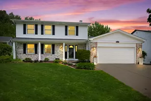 4095 Victoria Dr, Hoffman Estates, IL 60192 - Photo 32