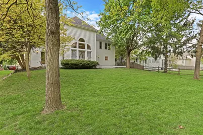 7452 Bittersweet Drive, Gurnee, IL 60031 - Photo 8