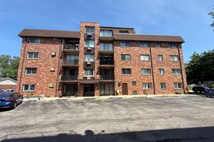 7110 W 93rd Pl, Oak Lawn, IL 60453 - Photo 1