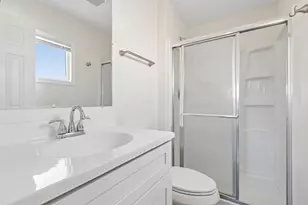 866 Clark Ln, Des Plaines, IL 60016 - Photo 12