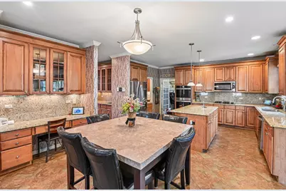 2185 Henning Lane, Yorkville, IL 60560 - Photo 10