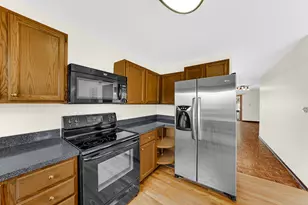 561 Greenwood Rd, Glenview, IL 60025 - Photo 10