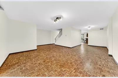561 Greenwood Road #A, Glenview, IL 60025 - Photo 4