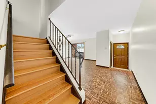 561 Greenwood Rd, Glenview, IL 60025 - Photo 2