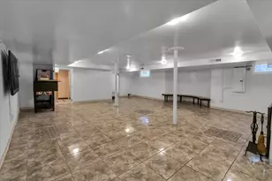 7545 S Carpenter St, Chicago, IL 60620 - Photo 22