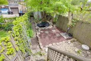11349 S St Lawrence Ave, Chicago, IL 60628 - Photo 18