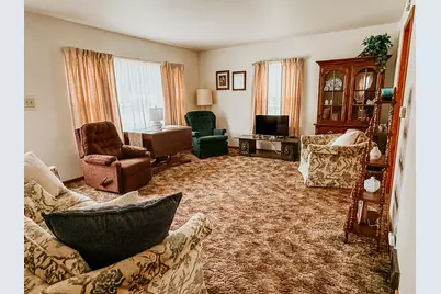111 6th Avenue, Mendota, IL 61342 - Photo 4