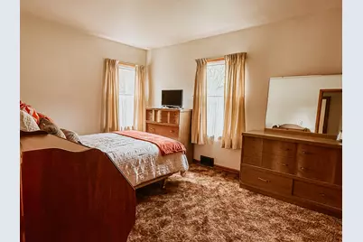 111 6th Avenue, Mendota, IL 61342 - Photo 6