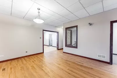5543 W Diversey Avenue, Chicago, IL 60639 - Photo 6