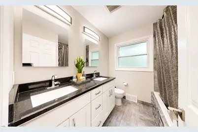 530 Princeton Lane, Deerfield, IL 60015 - Photo 20