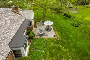 880 Hiawatha Ln, Riverwoods, IL 60015 - Photo 12
