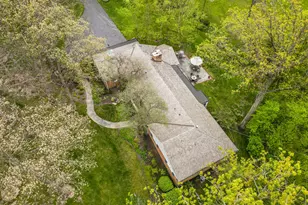 880 Hiawatha Ln, Riverwoods, IL 60015 - Photo 10
