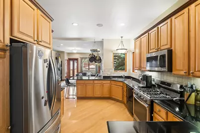 3927 N Paulina Street, Chicago, IL 60613 - Photo 8