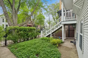 3927 N Paulina St, Chicago, IL 60613 - Photo 2