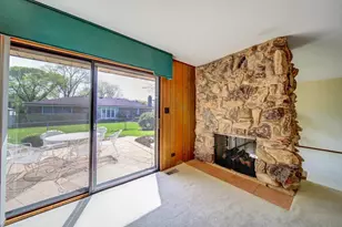 1129 S Salem Ln, Arlington Heights, IL 60005 - Photo 12