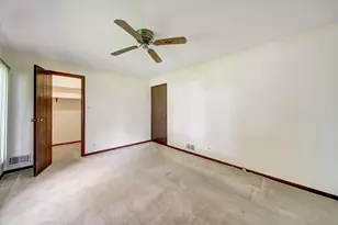 1129 S Salem Ln, Arlington Heights, IL 60005 - Photo 20