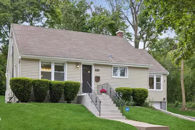 304 Bryant Avenue, Glen Ellyn, IL 60137 - Photo 1