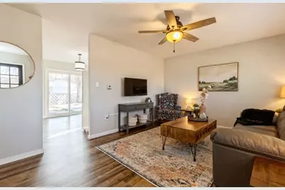 1144 45th Avenue, East Moline, IL 61244 - Photo 2