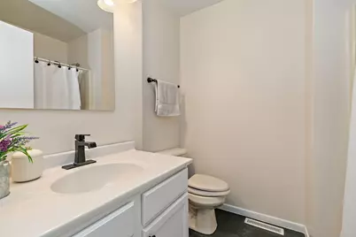 847 Quail Run, Dekalb, IL 60115 - Photo 14