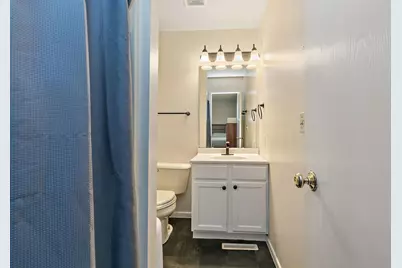 847 Quail Run, Dekalb, IL 60115 - Photo 12