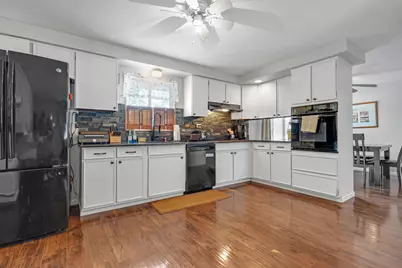 635 S Springinsguth Road, Schaumburg, IL 60193 - Photo 6