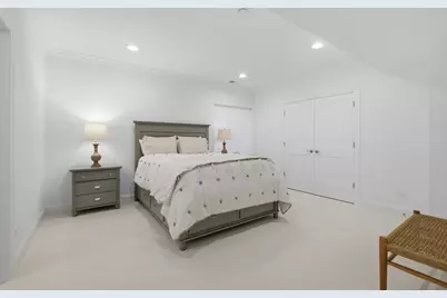 2806 Parkside Circle, Glenview, IL 60026 - Photo 22