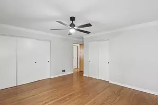 893 S Poplar Ave, Elmhurst, IL 60126 - Photo 10