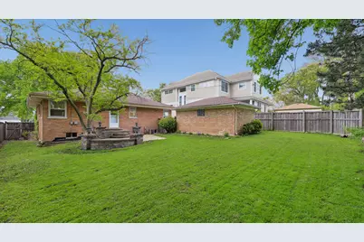 893 S Poplar Avenue, Elmhurst, IL 60126 - Photo 18