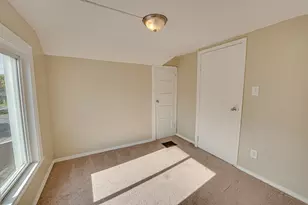 570 5th Ave, Aurora, IL 60505 - Photo 12