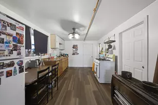 3828 S Honore St, Chicago, IL 60609 - Photo 14