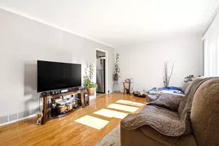 804 Pearson Dr, Joliet, IL 60435 - Photo 4