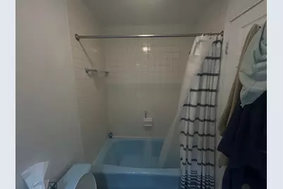 608 S Oakley Boulevard, Chicago, IL 60612 - Photo 6