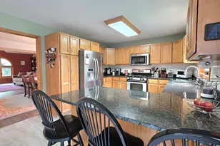 11630 Creekside Dr, Orland Park, IL 60467 - Photo 4