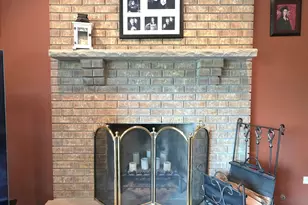 11630 Creekside Dr, Orland Park, IL 60467 - Photo 8