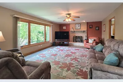 11630 Creekside Drive, Orland Park, IL 60467 - Photo 6