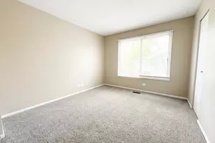 1344 Barclay Ln, Deerfield, IL 60015 - Photo 12