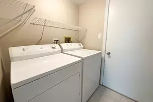 1344 Barclay Ln, Deerfield, IL 60015 - Photo 14