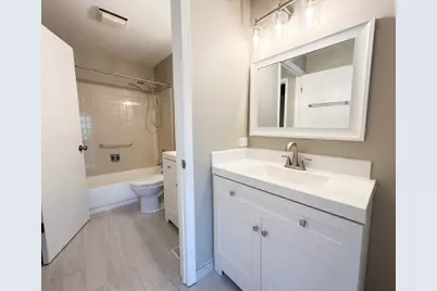 1344 Barclay Lane #1344, Deerfield, IL 60015 - Photo 10
