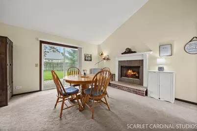 30W124 Wood Court, Warrenville, IL 60555 - Photo 2