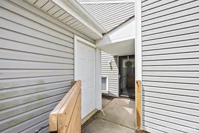 30W124 Wood Court, Warrenville, IL 60555 - Photo 14