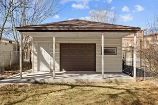 9220 S Dauphin Ave, Chicago, IL 60619 - Photo 24